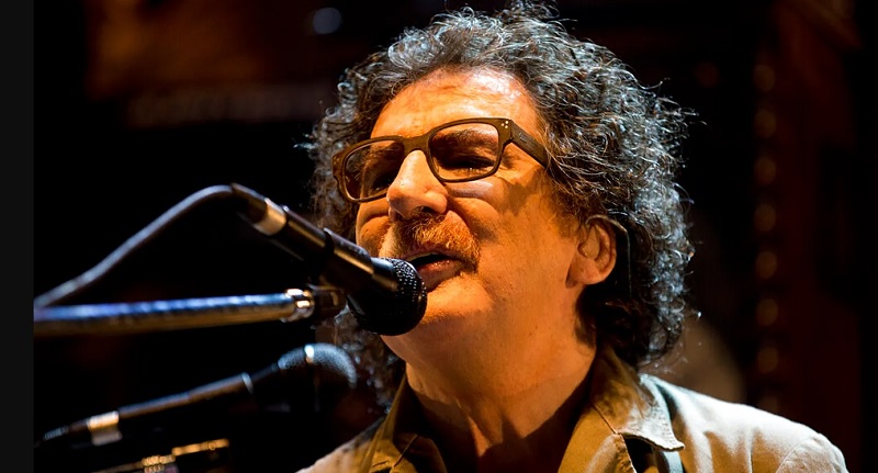 Un grande del rock nacional cumple 75 pirulos: No viaja en tren y reza por vos
